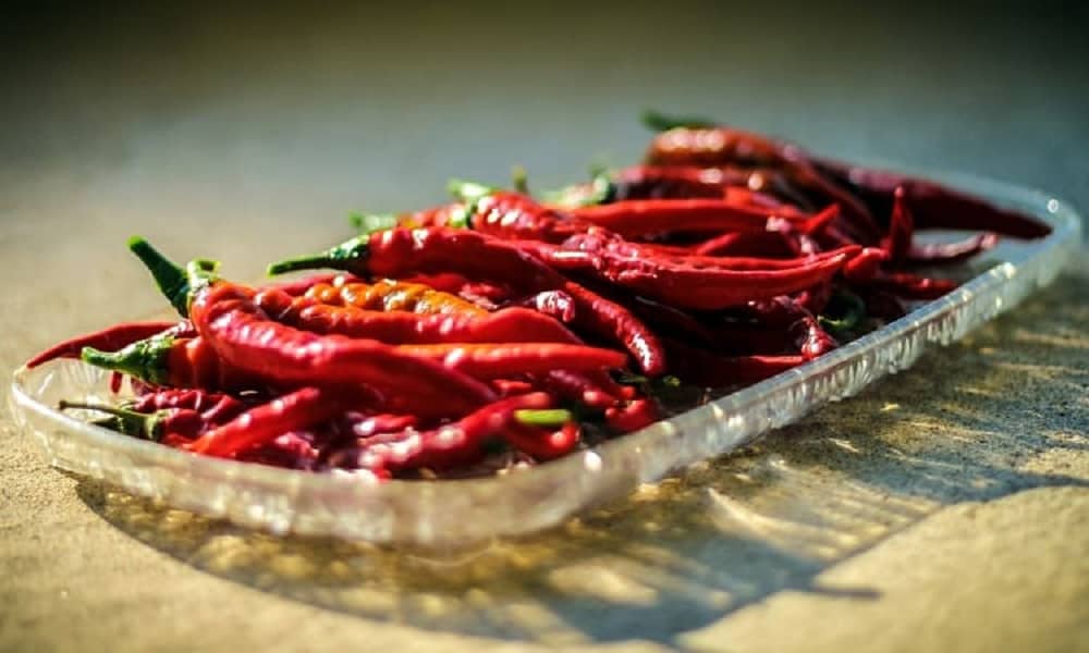How Do You Dry Cayenne Peppers In The Sun?