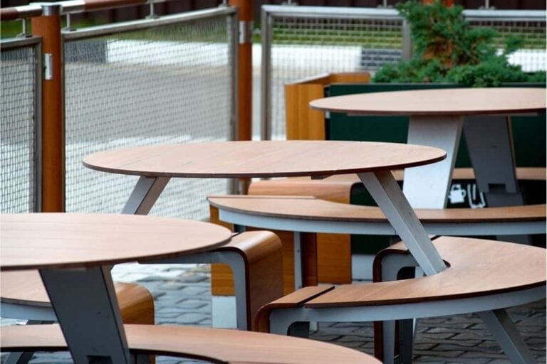 7 Best Recycled Plastic Outdoor Furniture Manufacturers