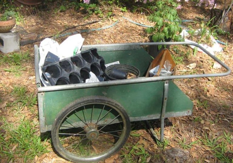 The Best Garden Cart: Identifying The Right One